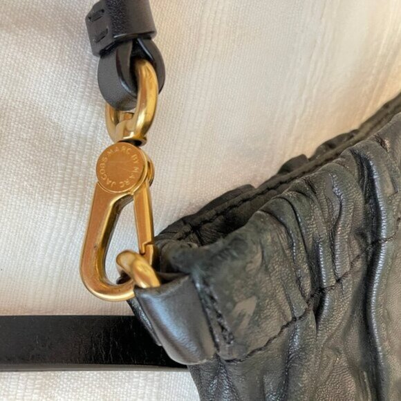Marc by Marc Jacobs Leather Dreamy Letter Embossed Crossbody Bag Black - Picture 11 of 15